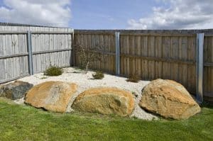 how to install fence palings