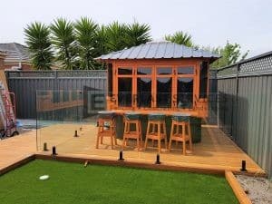 GF20 - Glass Fencing with Spa